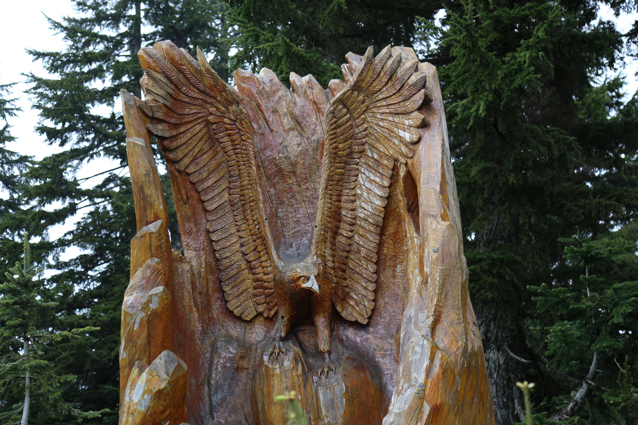 Amazing chainsaw carvings.